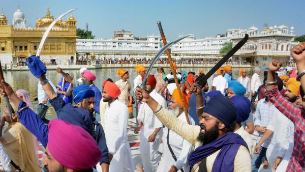 নতুন বিতর্ক, বিখ্যাত স্বর্ণমন্দিরে আসতে পারে এই বিশেষ পরিবর্তন