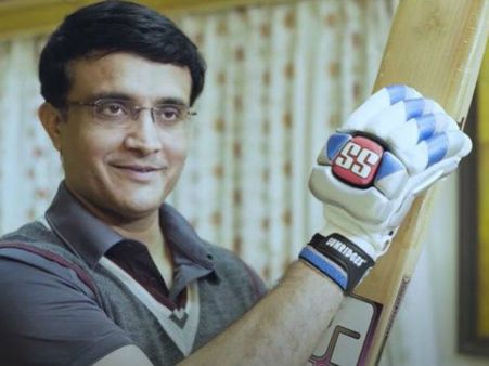 নেতা সৌরভের প্রশংসাতেই পঞ্চমুখ তাঁর এক সময়ের সমালোচক তথা নির্বাচক