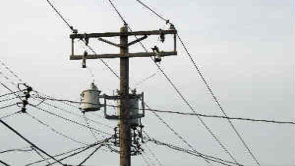 সিইএসসির 'বড়' ঘোষণায় স্বস্তিতে গ্রাহকরা! কলকাতার জয়, বললেন অভিষেক