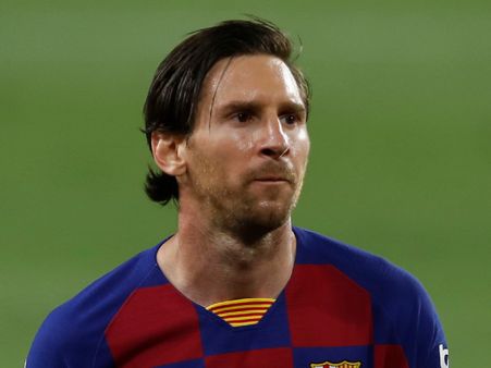 বার্সেলোনা ছাড়ছেন মেসি! গুজব নাকি সত্যি? মুখ খুললেন ক্লাব প্রেডিসেন্ট