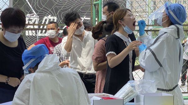 করোনা-ফ্রি ভিয়েতনামে হঠাৎই ছড়াচ্ছে সংক্রমণ! চিনের করোনা হামলার তত্ত্বে ঘনীভূত রহস্য