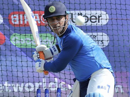 'ধোনি স্যার আমার আইডল, অধিনায়ক হিসেবে মাথা ঠান্ডা রাখা তাঁর থেকেই শিখেছি'