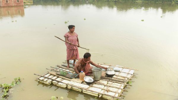 ফের বিধ্বংসী বন্যার ভ্রকুটি বাংলাদেশে, বড়সড় ক্ষয়ক্ষতির আশঙ্কায় প্রহর গুনছে ২৩টি জেলার মানুষ