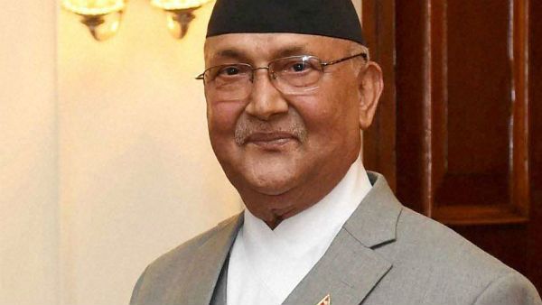 নেপালে ওলির মসনদে কাঁপুনি ধরতেই চিন ব্যাকফুটে! পায়ের তলার মাটি সরছে নেপালি প্রধানমন্ত্রীর