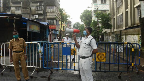 করোনায় ভীড় রুখতে ব্যবস্থা ব্যবসায়ী সংগঠনগুলির! কলকাতায় দোকান খোলায় জোড়বিজোড় নীতি অনুসরণ