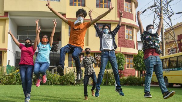 বিরোধিতার মুখে বাতিল হচ্ছে আইন প্রবেশিকা পরীক্ষা CLAT? জানুন আসল তথ্য