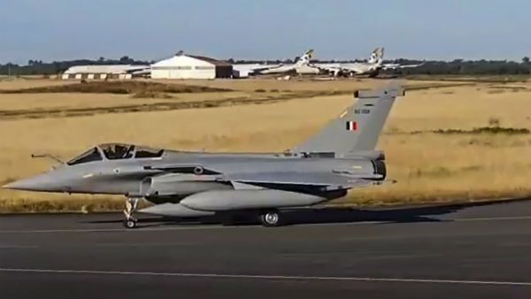 আম্বালার আকাশে মেঘ, আবহাওয়া বিরূপ হলে কোথায় নামবে রাফাল! বিকল্প তৈরি করে রেখেছে বায়ুসেনা