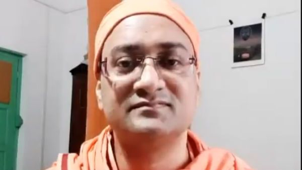 কৃপাকরানন্দ মহারাজকে ভাবী মুখ্যমন্ত্রী করার চেষ্টা গভীর চক্রান্তের অঙ্গ! জবাব বেলুড় মঠের