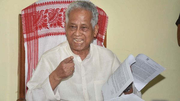 করোনা আক্রান্ত বর্ষীয়ান কংগ্রেস নেতা তথা অসমের প্রাক্তন মুখ্যমন্ত্রী তরুণ গগৈ