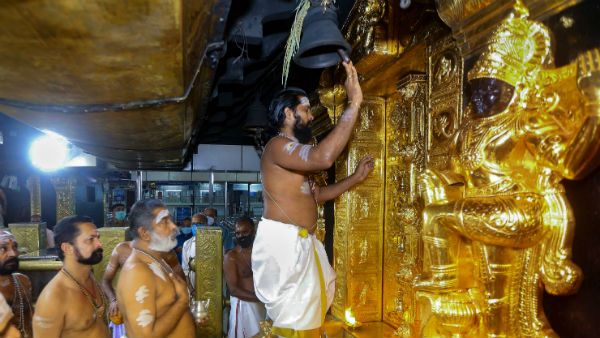 করোনায় আর্থিক সঙ্কট! বিপুল সোনা বন্ধক রাখার সিদ্ধান্ত সরবিমালা মন্দিরের