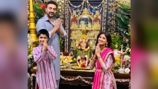 শিল্পা থেকে সোনালি, করোনার মাঝেই কোন বলি তারকা কীভাবে গণেশ চতুর্থীতে মেতেছেন