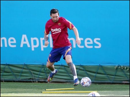 বার্সেলোনা ফ্যানেদের জন্য অবশেষে সুখবর, ট্রেনিংয়ে ফিরে খুশি মেসি, দেখুন ছবি-ভিডিও