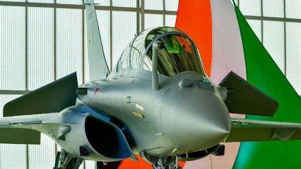 রাফাল তো এল, কিন্তু প্রযুক্তি কোথায় গেল! কী এই নয়া অফসেট বিতর্ক?