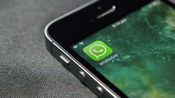 সোমবার থেকেই আর কাজ করবে না whatsapp! কীভাবে বুঝবেন আপনার স্মার্টফোনে চলবে কিনা?