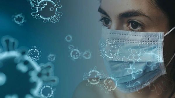 করোনা সঙ্কটে পুজোর সময় কীভাবে বাড়ির প্রবীণ সদস্যদের নিরাপদে রাখবেন জেনে নিন