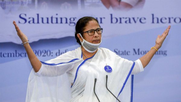 রাজনৈতিক কিস্তিমাতের লড়াইতে বারুদ এবার আলু-পেঁয়াজ, মূল্য বৃদ্ধি নিয়ে মোদীকে চিঠি মমতার