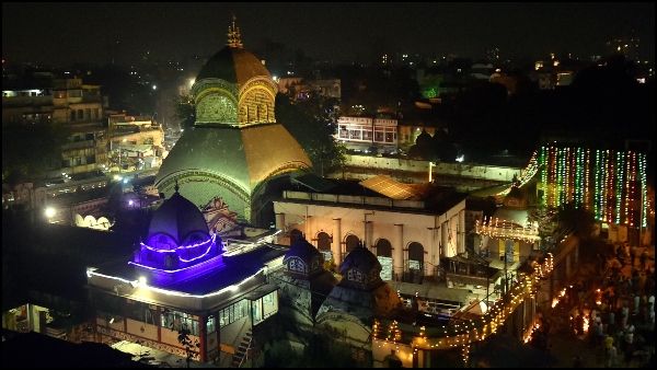 দুর্গাপুজোর বাড়বাড়ন্তে কালীপুজোর মন্ডপে ঢোকায় নিষেধাজ্ঞা হাইকোর্টের! বুর্জ খলিফার নজির টানলেন বিচারপতি