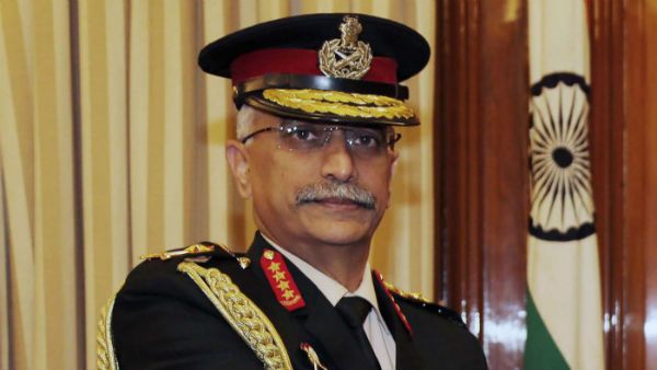 নিয়ন্ত্রণরেখা দিয়েই জম্মু-কাশ্মীরে ঢোকার মরিয়া চেষ্টা চালাচ্ছে পাক জঙ্গিরা, সতর্কবার্তা নারাভানের