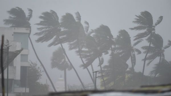আজই আছড়ে পড়বে ঘূর্ণিঝড় বুরেভি, হাই অ্যালার্ট জারি একাধিক উপকূলবর্তী রাজ্যে