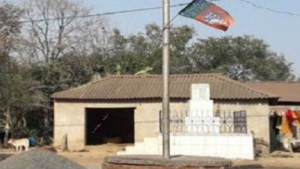 শুভেন্দু এখন বিজেপিতে, নেতাইয়ের শহিদ বেদীতে উড়ল বিজেপির পতাকা