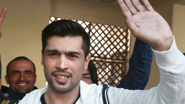 বিক্ষুব্ধ আমিরকে ছেড়েই দিল পিসিবি! ফাস্ট বোলারের অবসর মঞ্জুর!