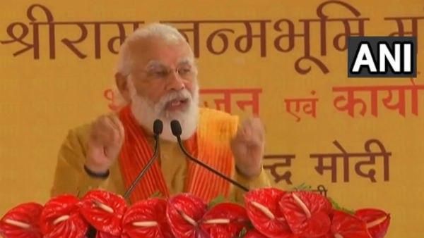 রবীন্দ্রভাবনায় 'আত্মনির্ভর ভারত'এর যোগ! বঙ্গ-মন জয়ে বিশ্বভারতীর অনুষ্ঠান মঞ্চ থেকে মোদীর কোন সোচ্চার