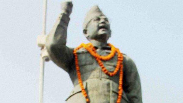 আজ দেশজুড়ে উদযাপিত হচ্ছে সুভাষচন্দ্র বসুর ১২৫ তম জন্মবার্ষিকী, ইন্ডিয়া গেটে বসবে নেতাজির হলগ্রাম মূর্তি