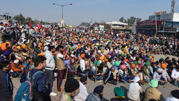 কৃষকদের সঙ্গে হাইভোল্টেজ ৫ম দফার বৈঠক, তার আগে প্রধানমন্ত্রীর বাসভবনে কৌশলী বৈঠকে অমিত শাহ