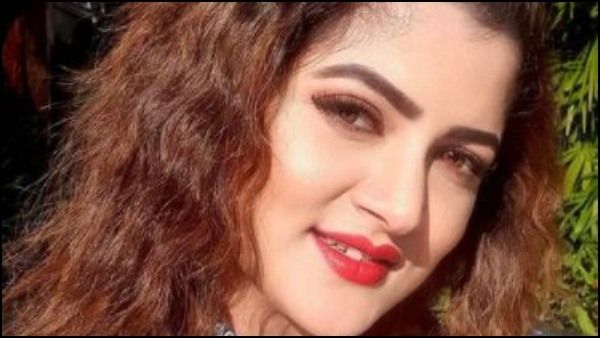 আর সিং পদবী নয়, নিজের নাম পাল্টে কী রাখলেন শ্রাবন্তী, সঙ্গে হৃদয়ের ইমোজিতে নতুন জল্পনা