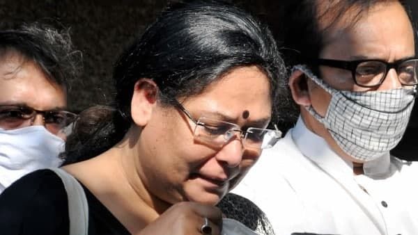 করোনায় আক্রান্ত সৌমিত্র কন্যা পৌলমী, রয়েছেন হোম আইসোলেশনে