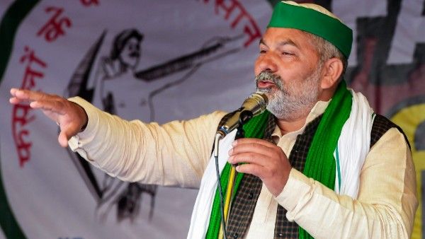 আত্মসমর্পণ করতে অস্বীকার, অনশনে বসলেন কৃষক নেতা রাকেশ টিকাইত