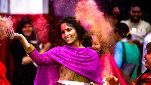 ২০২১ দোল পূ্র্ণিমার তারিখ, সময়,তিথি একনজরে