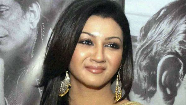 সিনেমার পর এবার ওয়েব সিরিজে পা রাখছেন জয়া আহসান