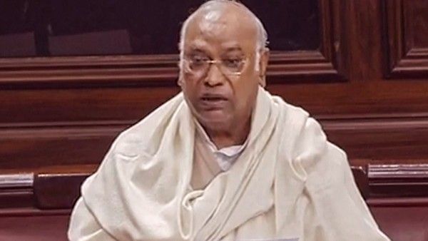 অধিবেশনের মধ্যেই মল্লিকার্জুন খাড়গেকে ইডির তলব! 'রাজনৈতিক ষড়যন্ত্র' বলল কংগ্রেস