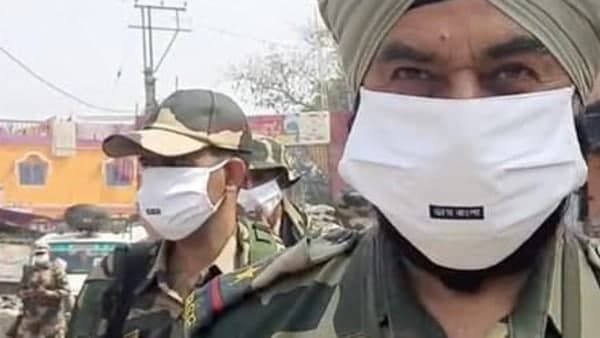 কেন্দ্রীয় বাহিনীর মুখে 'জয় বাংলা' মাস্ক! কৌশলে প্রচার বলছে বিজেপি