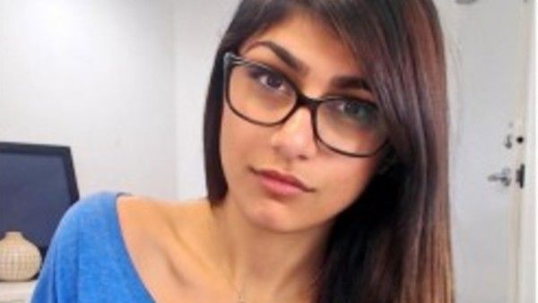 পপ তারকা রিহানার পর এবার কৃষকদের সমর্থনে টুইট প্রাক্তন পর্নস্টার মিয়া খলিফার