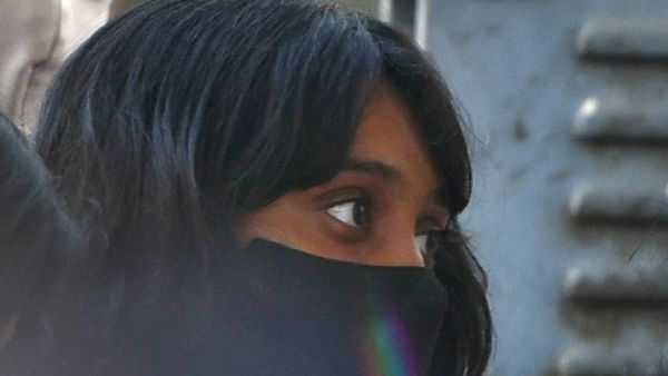 বিতর্কিত টুলকিট কাণ্ড, দিশা রবির ৩ দিনের বিচারবিভাগীয় হেফাজতের নির্দেশ আদালতের