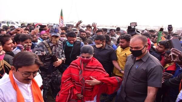 সুপ্রিম কোর্টের নির্দেশে মিলল রেহাই, ভোটের আগে স্বস্তিতে বিজেপি প্রার্থী ভারতী ঘোষ