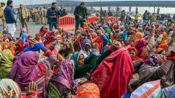 নারী দিবসে ‌সেরা সম্মান, টাইম ম্যাগাজিন কভারে জায়গা পেল প্রতিবাদী মহিলা কৃষকরা