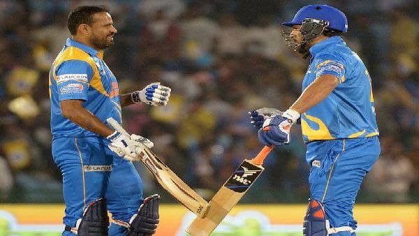 রোড সেফটি ওয়ার্ল্ড সিরিজ ফাইনালে জ্বলে উঠলেন যুবরাজ-পাঠান