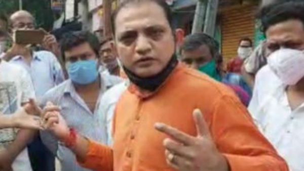 শেষ বেলায় বিজেপি প্রার্থীর উপর হামলা, রাজু বন্দ্যোপাধ্যায়ের নিরাপত্তা বাড়াল কমিশন