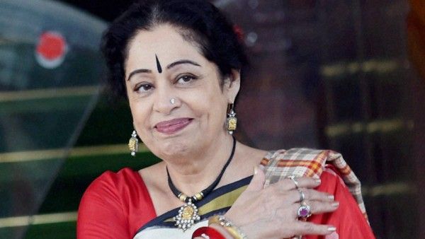 অভিনেত্রী–সাংসদ কিরণ খের ব্লাড ক্যানসারে আক্রান্ত, জানাল বিজেপি
