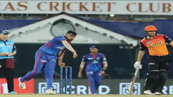 IPL 2021 : তৃতীয় ভারতীয় বোলার হিসেবে টি২০-র অনন্য ক্লাবের সদস্যপদ রবিচন্দ্রন অশ্বিনের