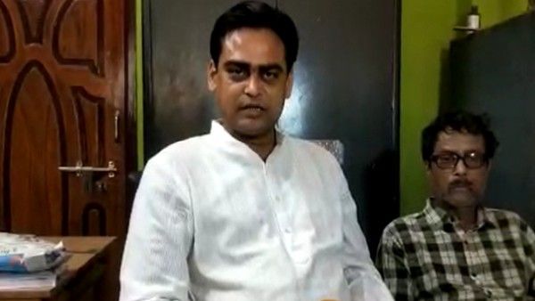 কেন্দ্রীয়মন্ত্রী শান্তনু ঠাকুরের সংবর্ধনায় নেই জেলা সভাপতি, বিজেপিতে এ কীসের ইঙ্গিত