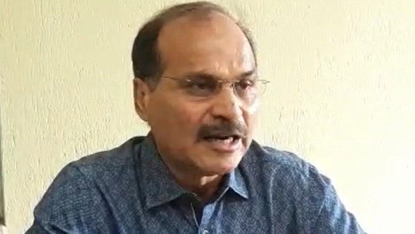 লকডাউনে গরিবদের হাতে তুলে দেওয়া হোক নগদ অর্থ, প্রধানমন্ত্রী মোদীকে দেওয়া চিঠিতে দাবি অধীরের