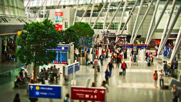 করোনা উদ্বেগের জের! বিদেশ থেকে ভারতে আসতে বাধ্যতামূলক এই রিপোর্ট, অন্যথায় আইনি ব্যবস্থা