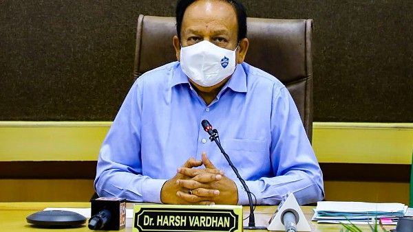 ব্ল্যাক ফাঙ্গাসের প্রকোপ নিয়ে রীতিমতো উদ্বিগ্ন স্বাস্থ্যমন্ত্রী, টুইটেই একাধিক পরামর্শ হর্ষ বর্ধনের