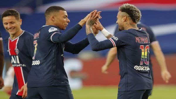 ভবিষ্যতের তারকা হিসেবে নিজের পছন্দ কারা জানালেন রোনাল্ডো