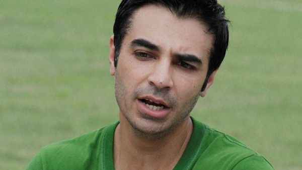 ভনের 'ম্যাচ ফিক্সিং' মন্তব্যের পাল্টা 'মানসিক কোষ্ঠকাঠিন্য'-এর খোঁচা বাটের