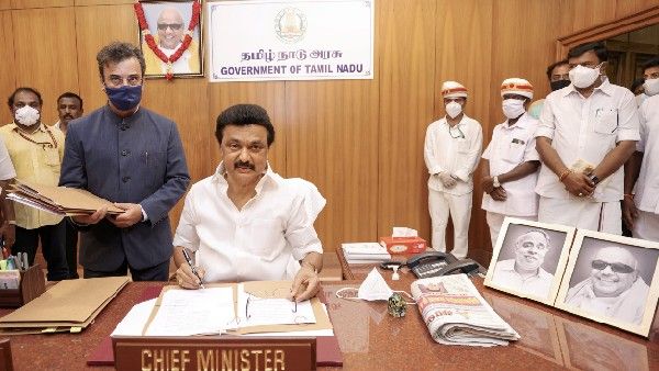 ক্ষমতাই এসেই নির্বাচনী প্রতিশ্রুতি রাখতে জোর, করোনাকালে একাধিক জনদরদী প্রকল্পের ঘোষণা স্ট্যালিনের